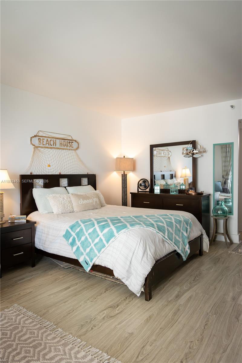 THE AVENTURA BEACH CLUB C - Residential