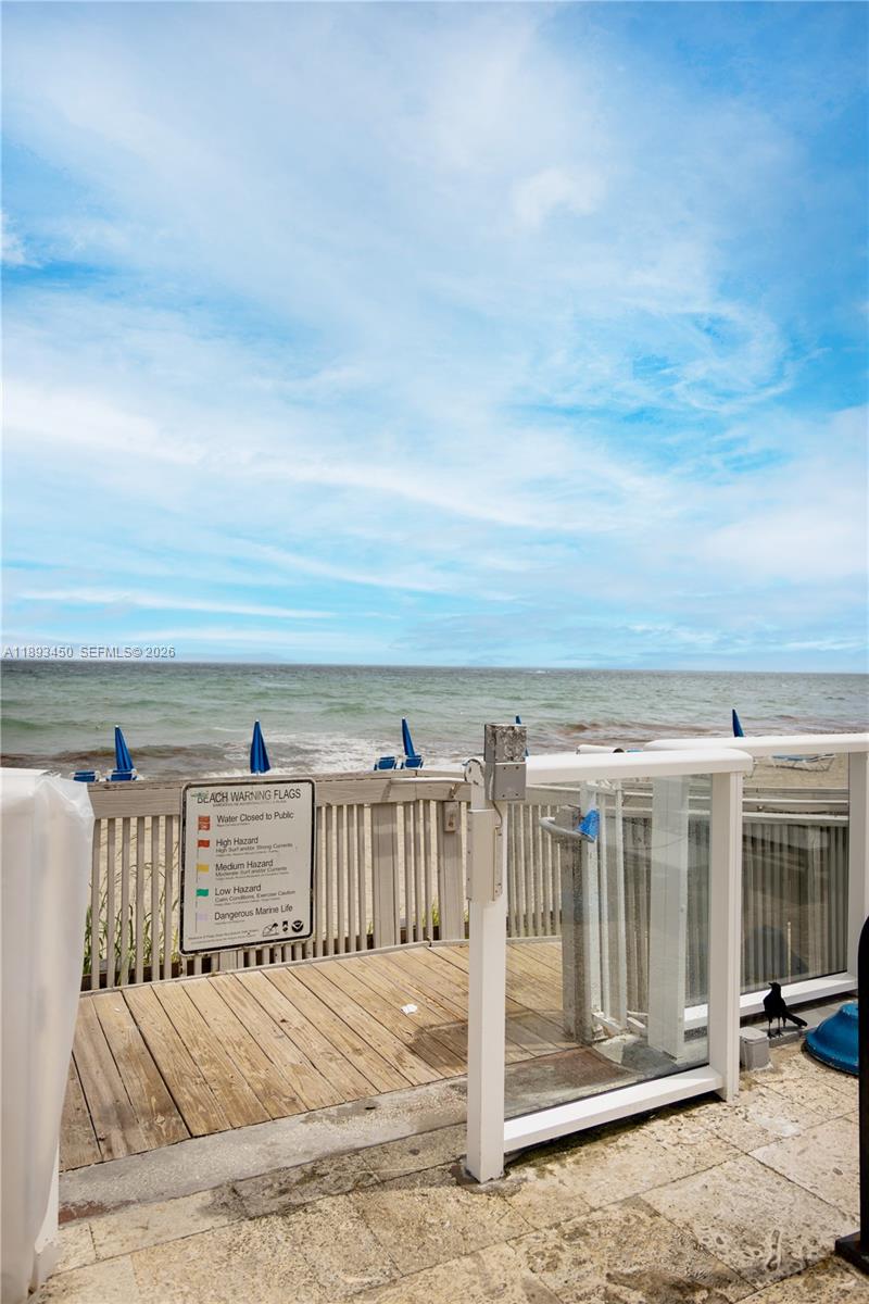 THE AVENTURA BEACH CLUB C - Residential