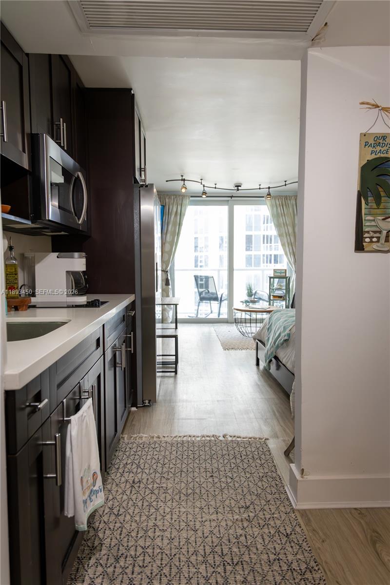 THE AVENTURA BEACH CLUB C - Residential