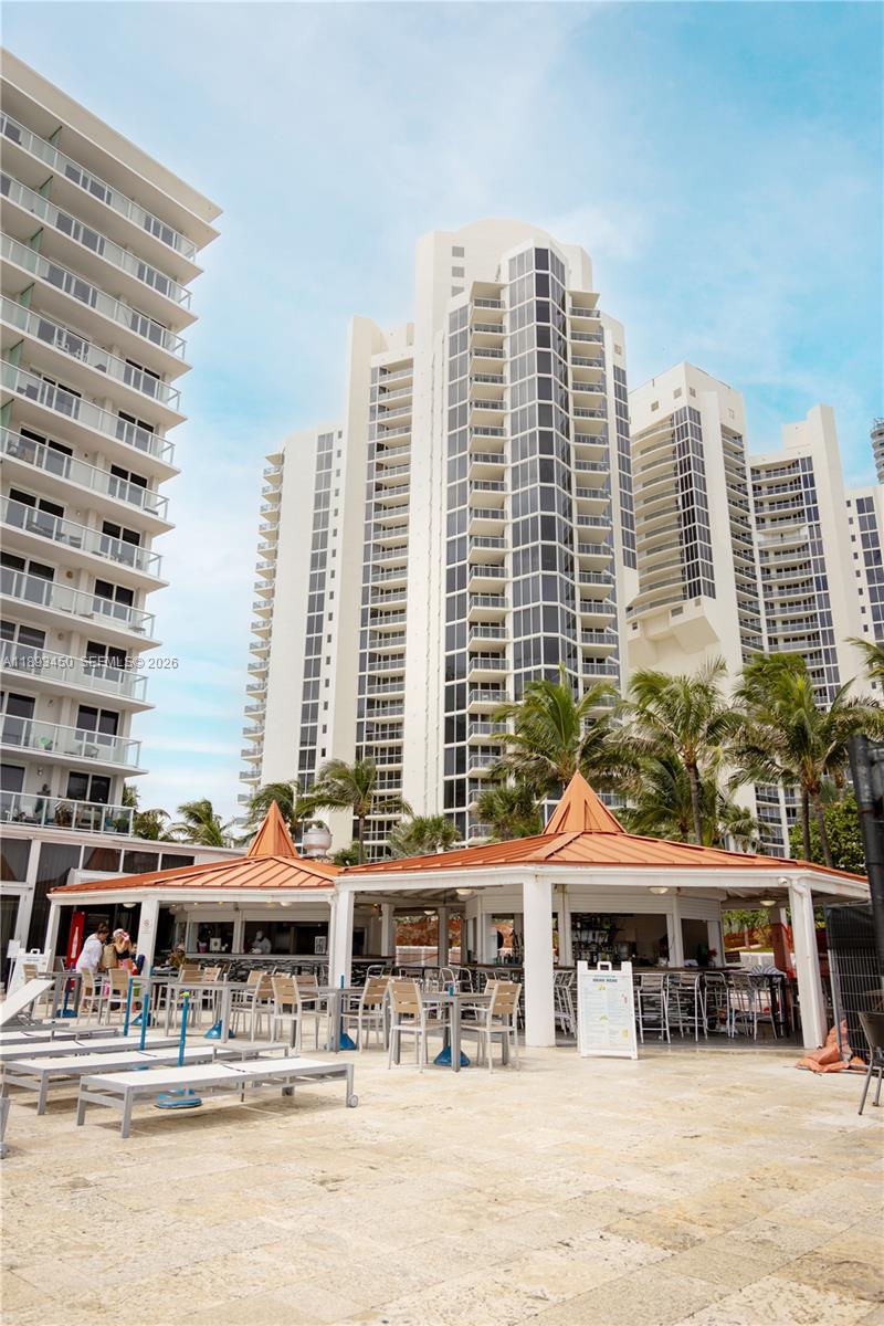 THE AVENTURA BEACH CLUB C - Residential