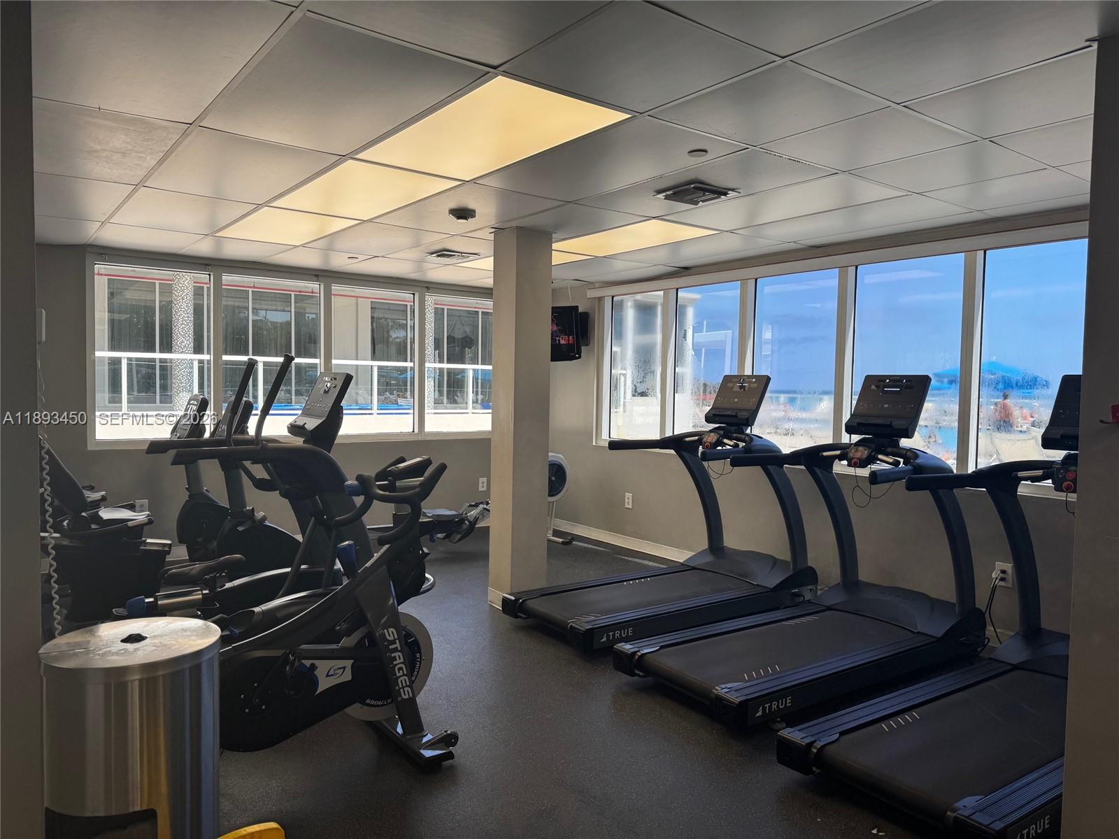 THE AVENTURA BEACH CLUB C - Residential