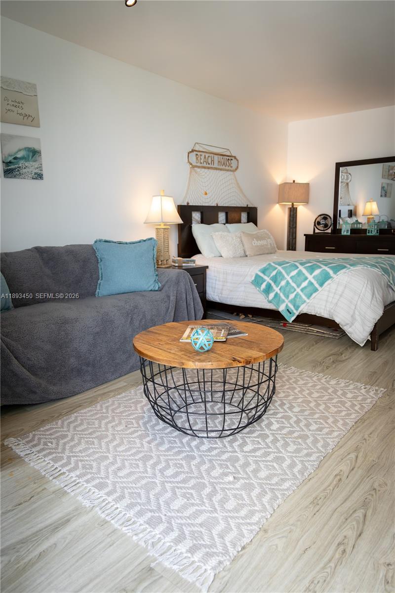 THE AVENTURA BEACH CLUB C - Residential