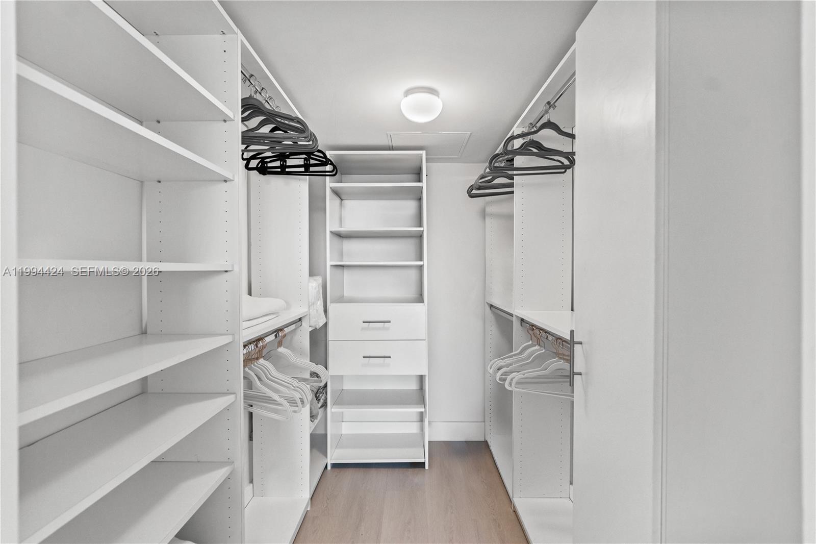 HARBOUR HOUSE - Residential