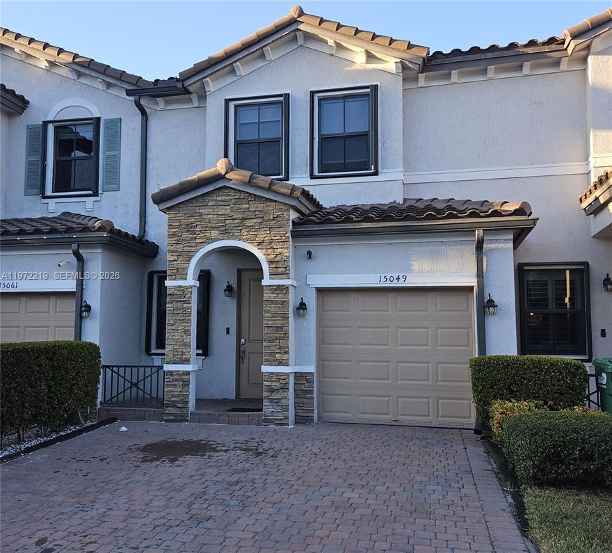 Move-in ready 3 bed & 2.5 bath townhome in the Hammocks. Built in 2017 this unit has open floor plan with lots of natural light, the kitchen with plenty cabinets and countertops throughout, family room with access to the patio. 1 car garage with storage, space to park 2 more vehicles in front of the unit. Half bath downstairs; upstairs offers 3 bedrooms, including a spacious primary suite with private bath and big walking closet. This modern unit with low maintenance is perfect for first time buyers. The Community includes a clubhouse, pool, gym, kids’ playground. Seller motivated!