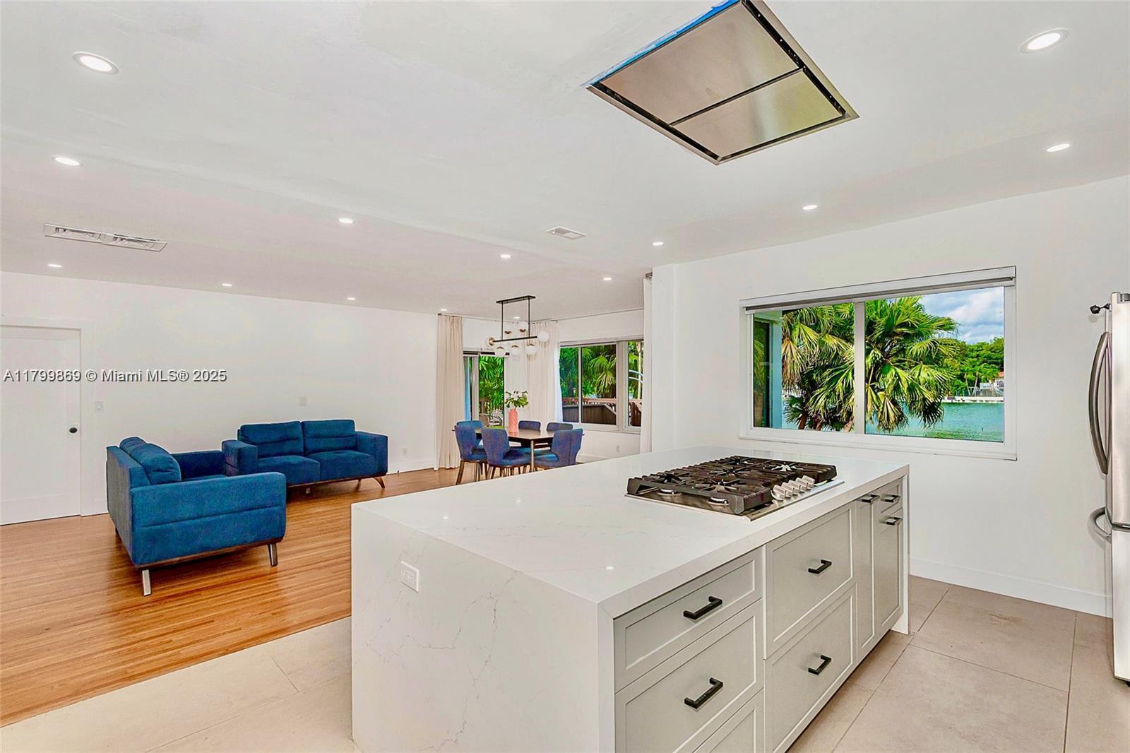 Rental Property at 10450 Ne 5th Ave, Miami Shores, Miami-Dade County, Florida - Bedrooms: 4 
Bathrooms: 2  - $6,250 MO.