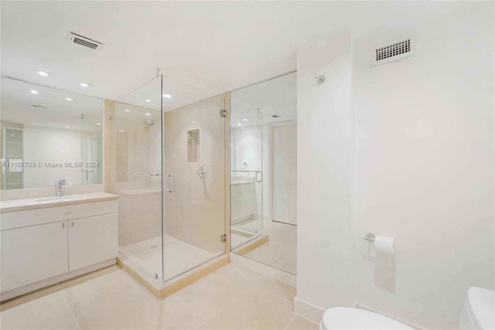 CAPE FLORIDA CLUB CONDO P - Residential