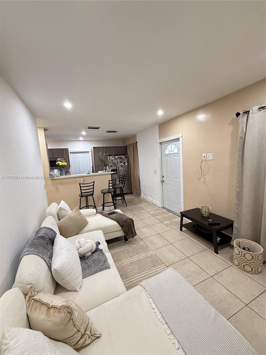 LAKE FOREST SEC 2 - Residential