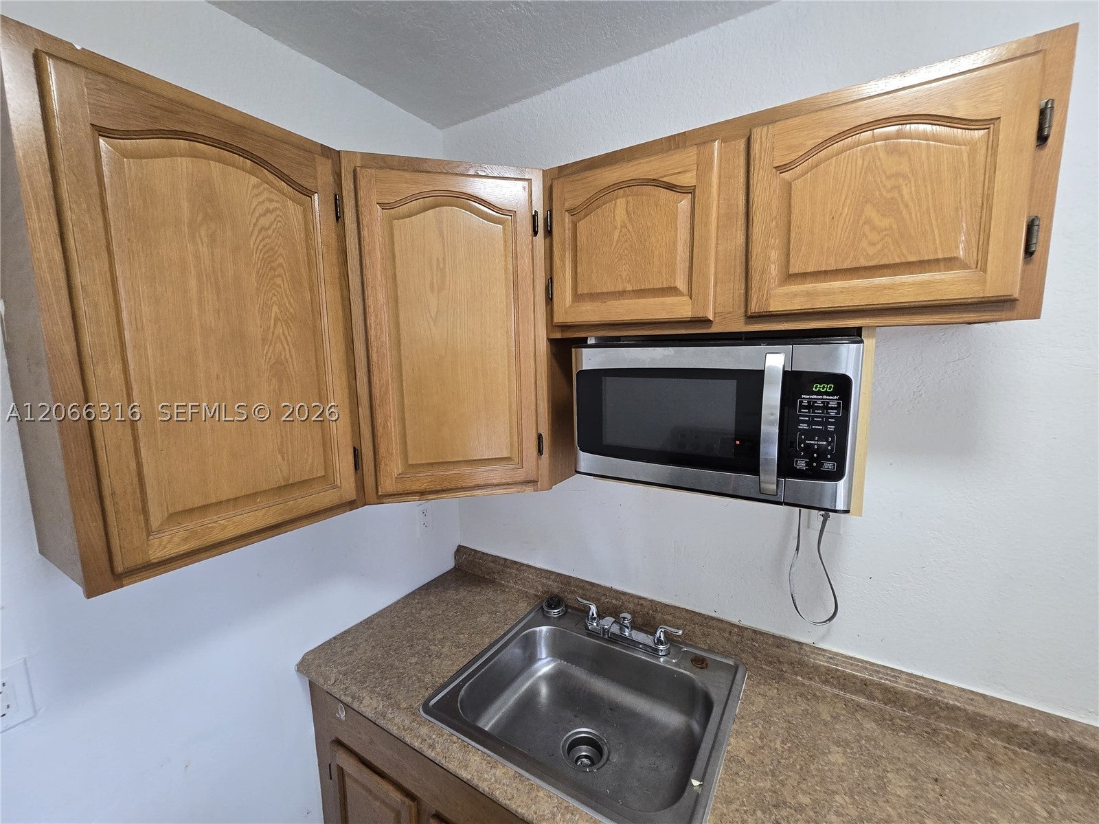 535 NW 7th St 3