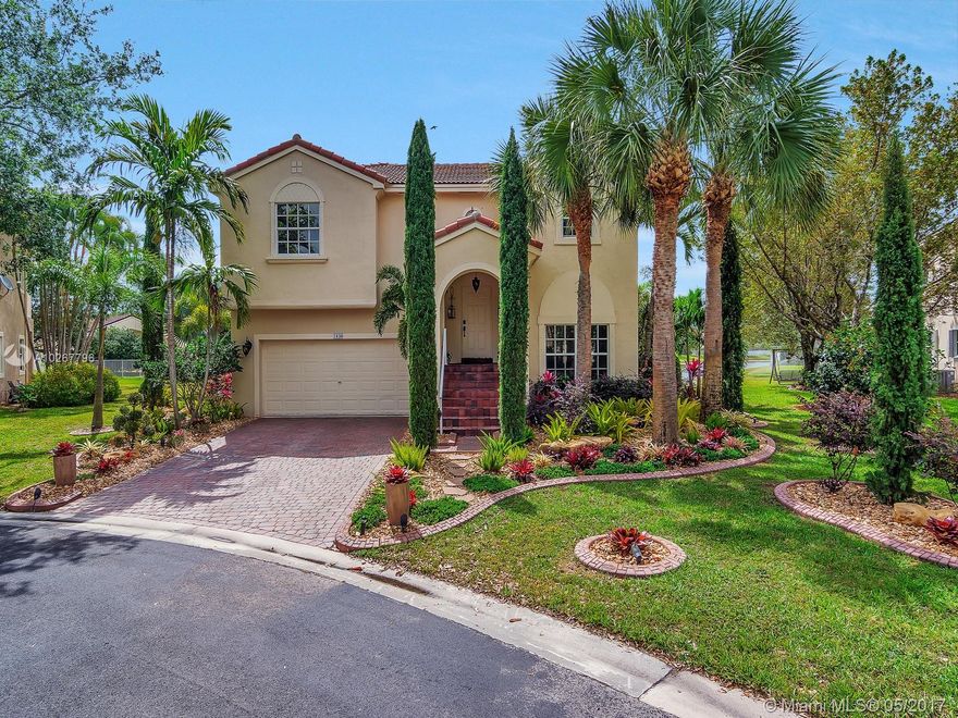 WELL-MAINTAINED 1-OWNER LAKEFRONT HOME IN THE ONLY CUL-DE-SAC IN THE COMMUNITY. FEATURES INCLUDE OVERSIZED LOT WITH TROPICAL LANDSCAPING * SPLIT LEVEL DESIGN OFFERS SEPARATE LIVING AREAS ON EACH FLOOR * LAMINATE WOOD FLOORS * NEW A/C * NEWER WATER HEATER, REFRIGERATOR, DISHWASHER, STOVE AND MICROWAVE * SUPER QUIET LOT ON CUL-DE-SAC * CLOSE TO CLUBHOUSE AND PLACES OF WORSHIP.  LOW HOA FEE INCLUDES LAWN MAINT, ALARM, CABLE, FITNESS CENTER, POOL, TENNIS AND PLAYGROUND.