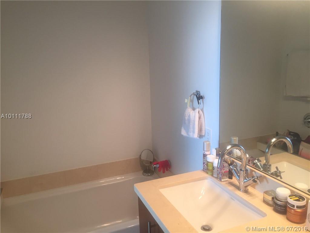 The Axis On Brickell II C - Residential Lease