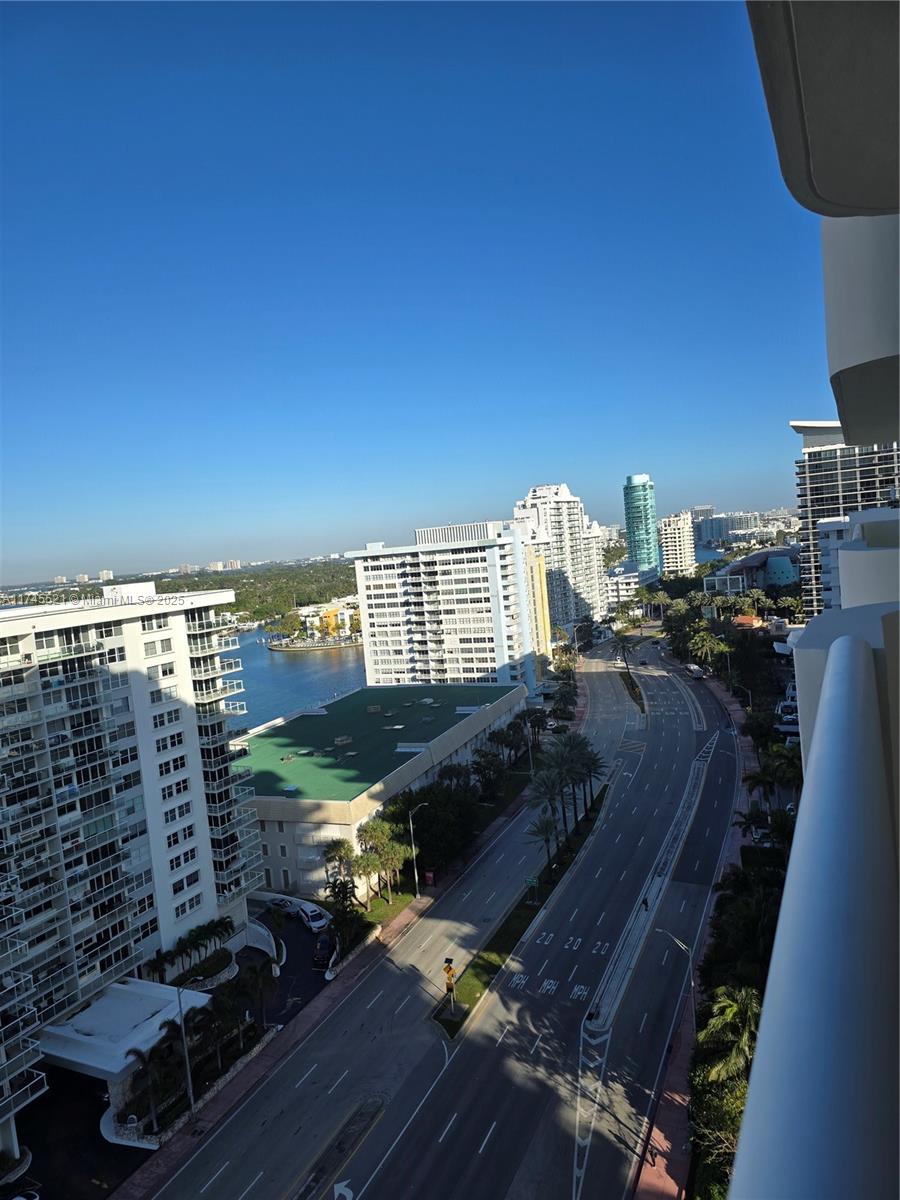 5757 Collins Ave 1902