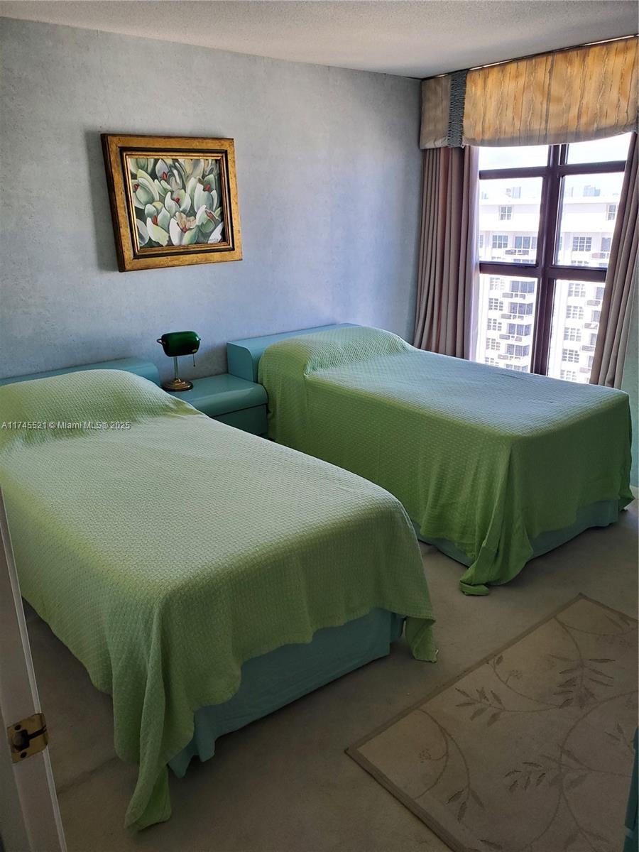 LEXCELLENCE CONDO - Residential