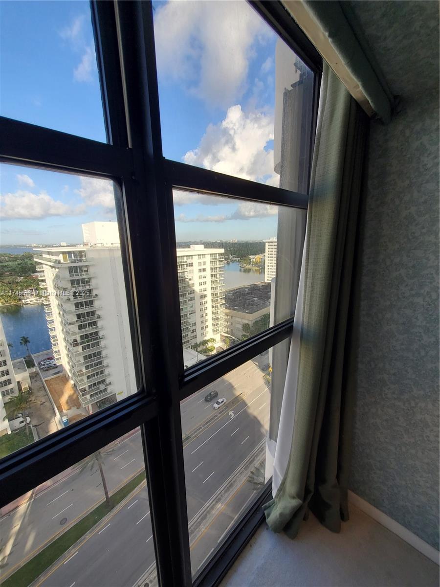 LEXCELLENCE CONDO - Residential