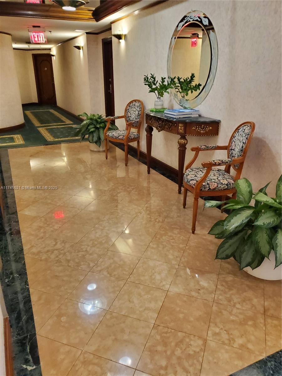 LEXCELLENCE CONDO - Residential