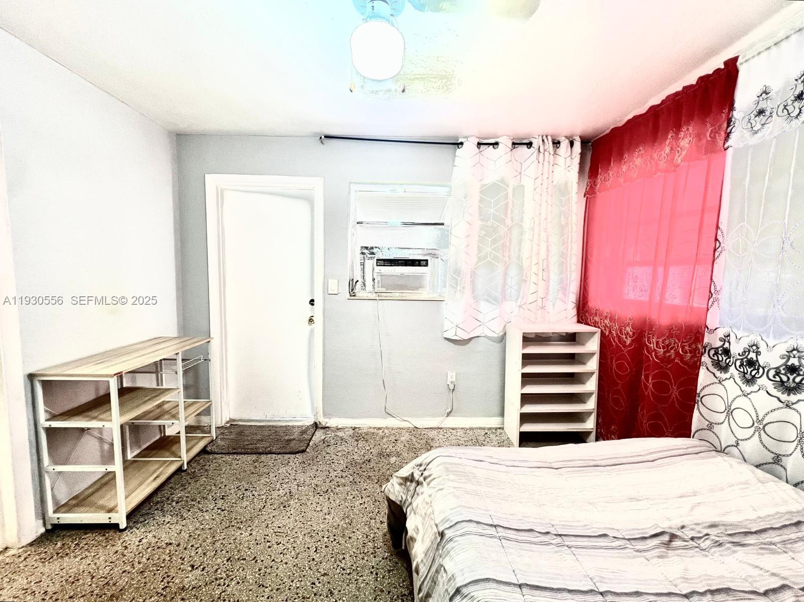 MIAMI GARDENS COMM SEC - Residential Lease