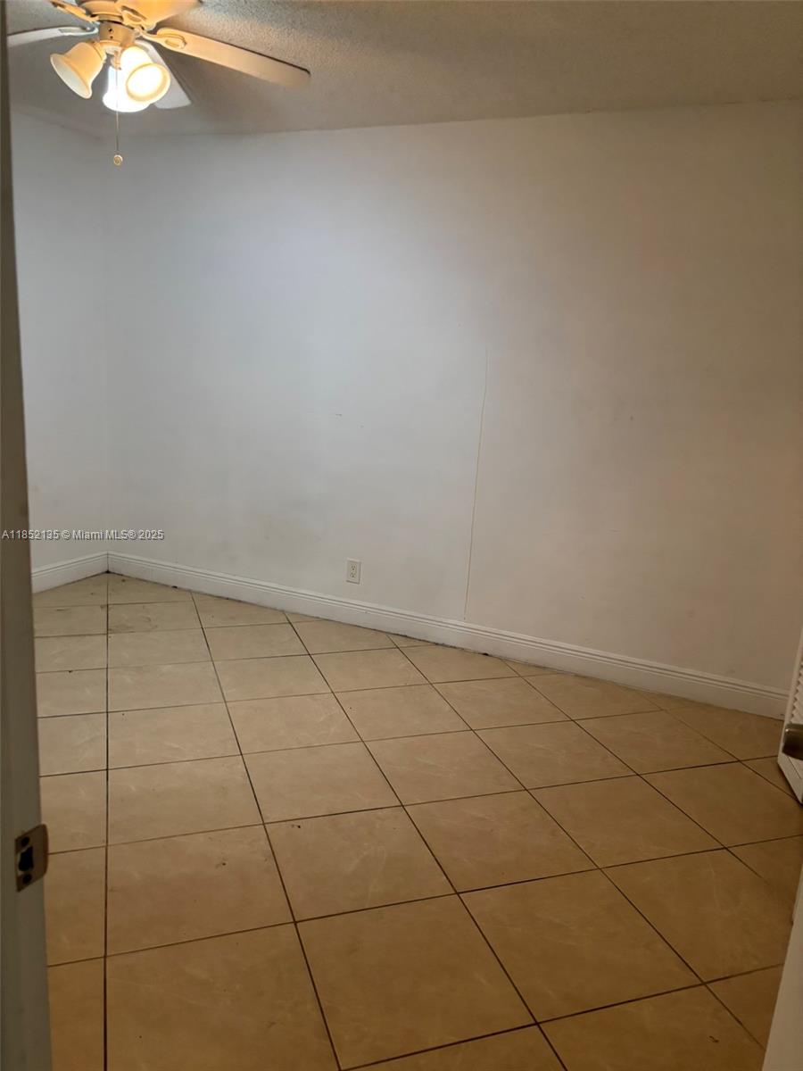 PARADISE GARDENS II CONDO - Residential