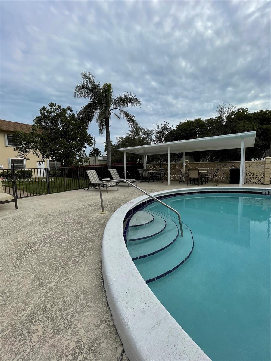 STRAND PLAZA CONDO - Residential