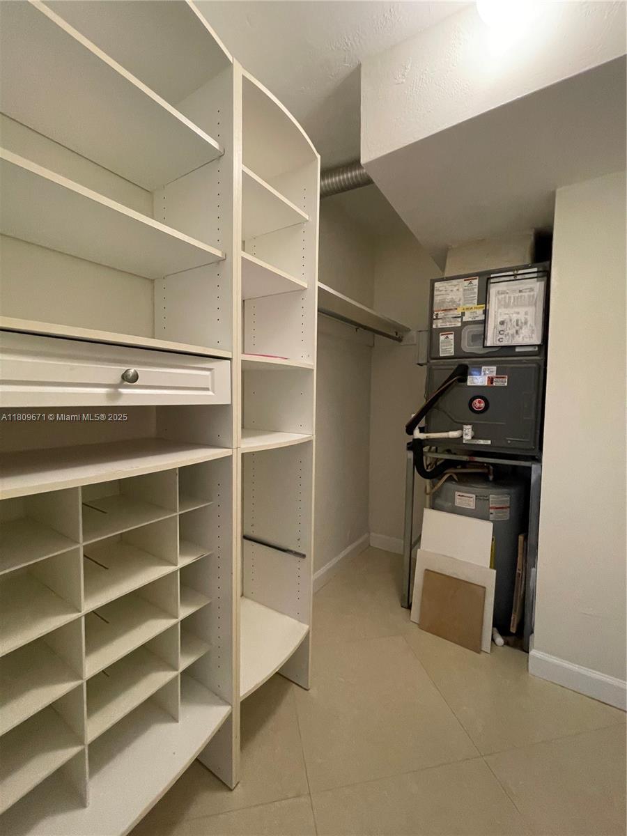 STRAND PLAZA CONDO - Residential