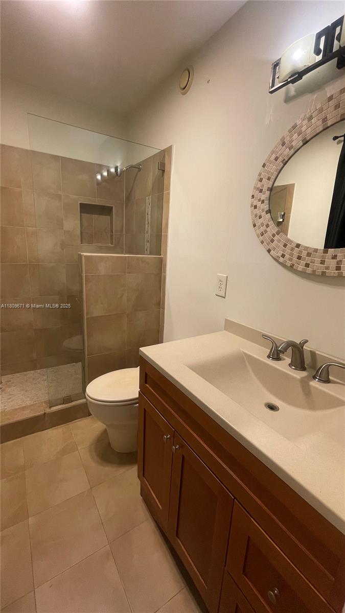 STRAND PLAZA CONDO - Residential