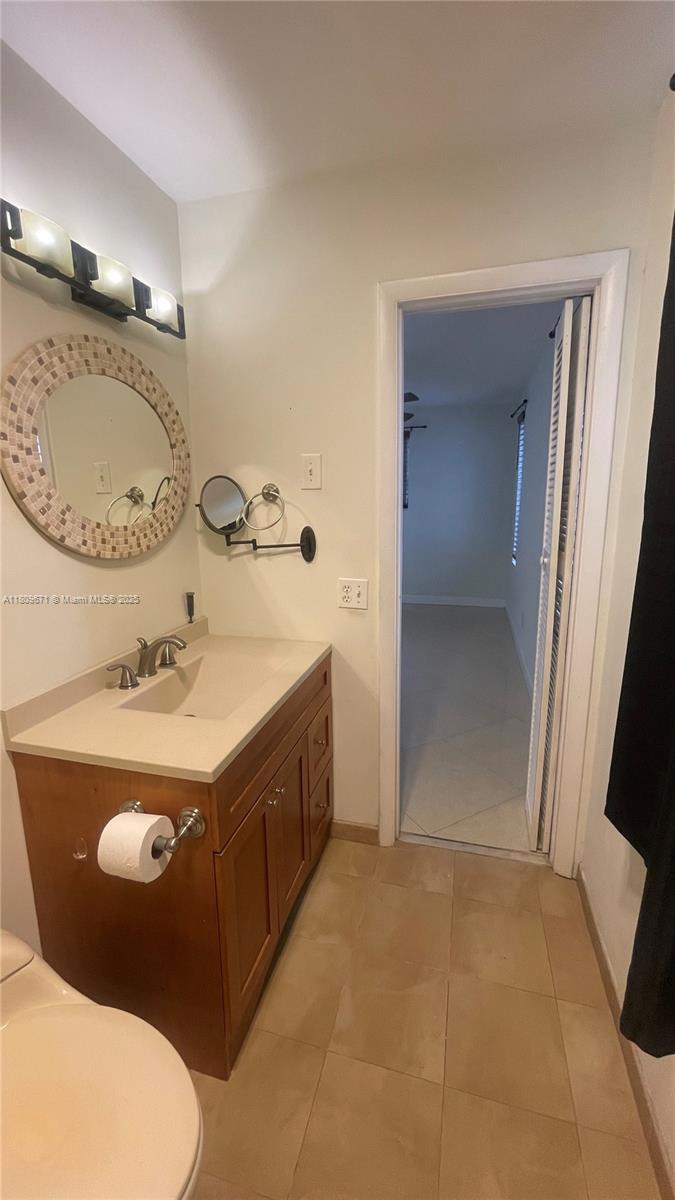 STRAND PLAZA CONDO - Residential
