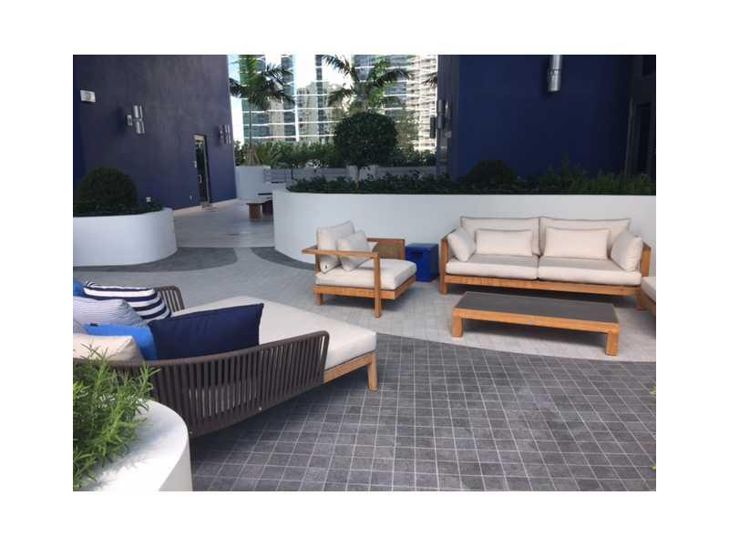 BRICKELL HOUSE - Residential Lease