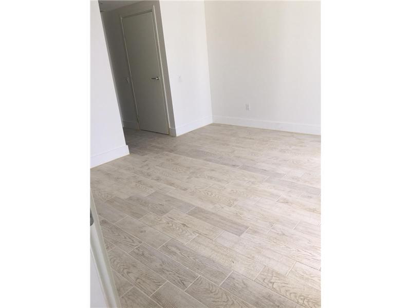 BRICKELL HOUSE - Residential Lease