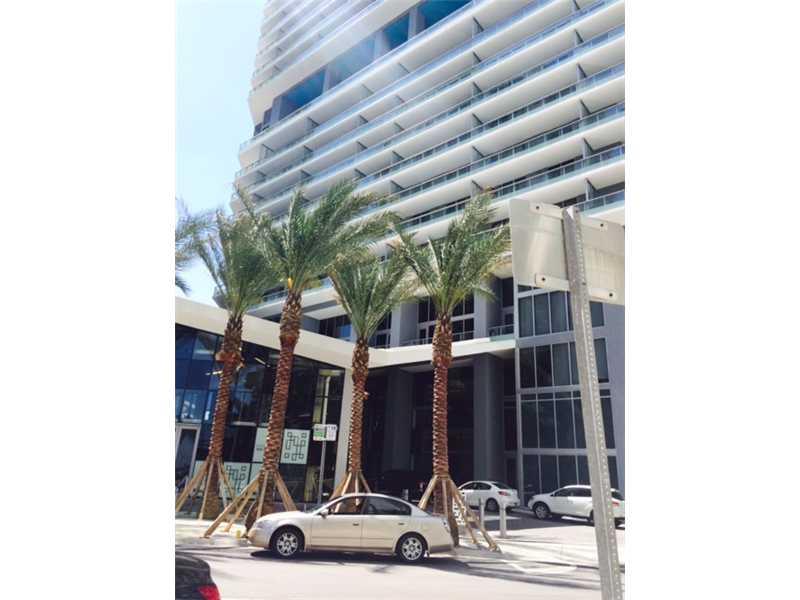 BRICKELL HOUSE - Residential Lease