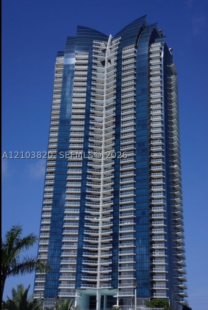 17121 Collins Ave 1608