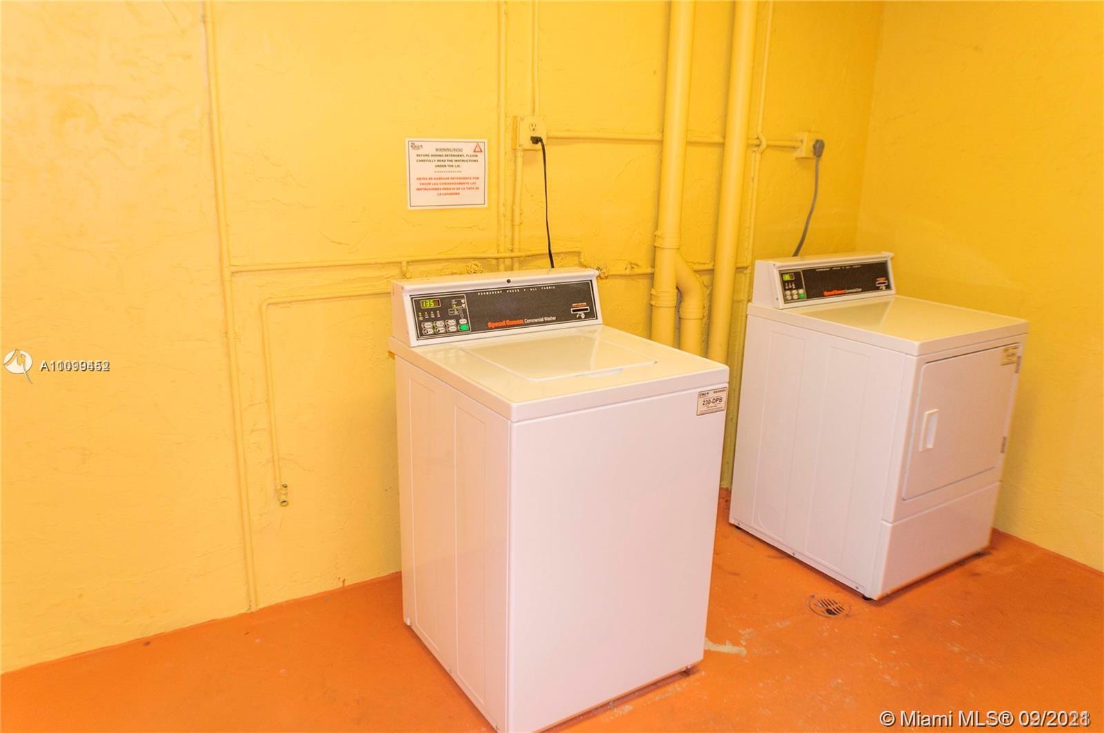 VILLAGE OF KINGS CREEK CO - Residential Lease