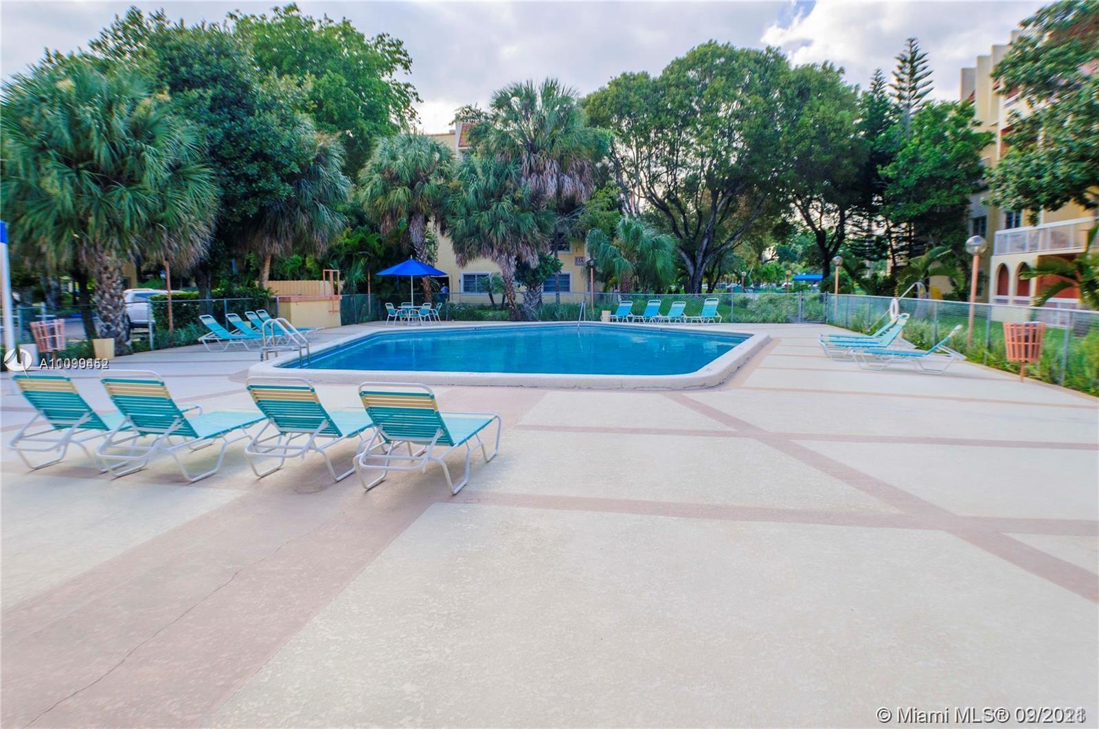 VILLAGE OF KINGS CREEK CO - Residential Lease