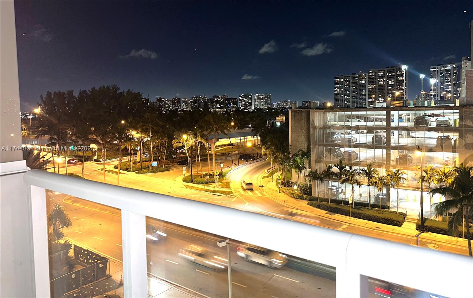 THE AVENTURA BEACH CLUB C - Residential