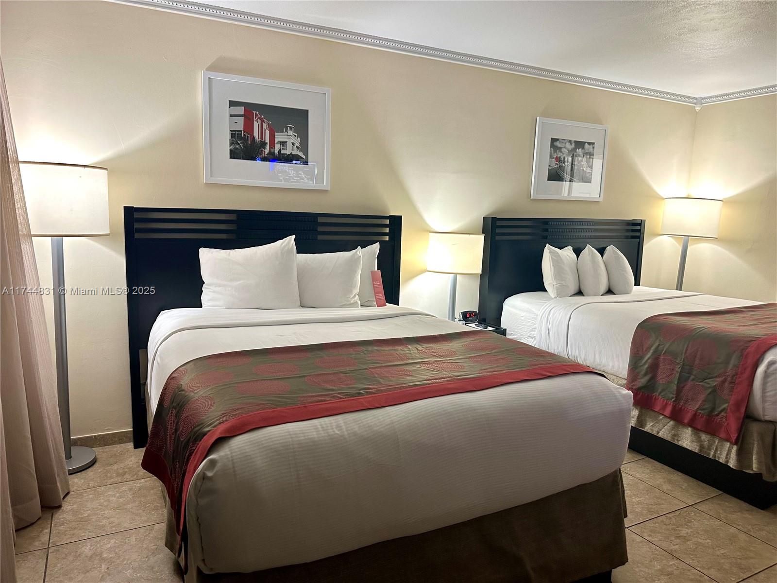 THE AVENTURA BEACH CLUB C - Residential