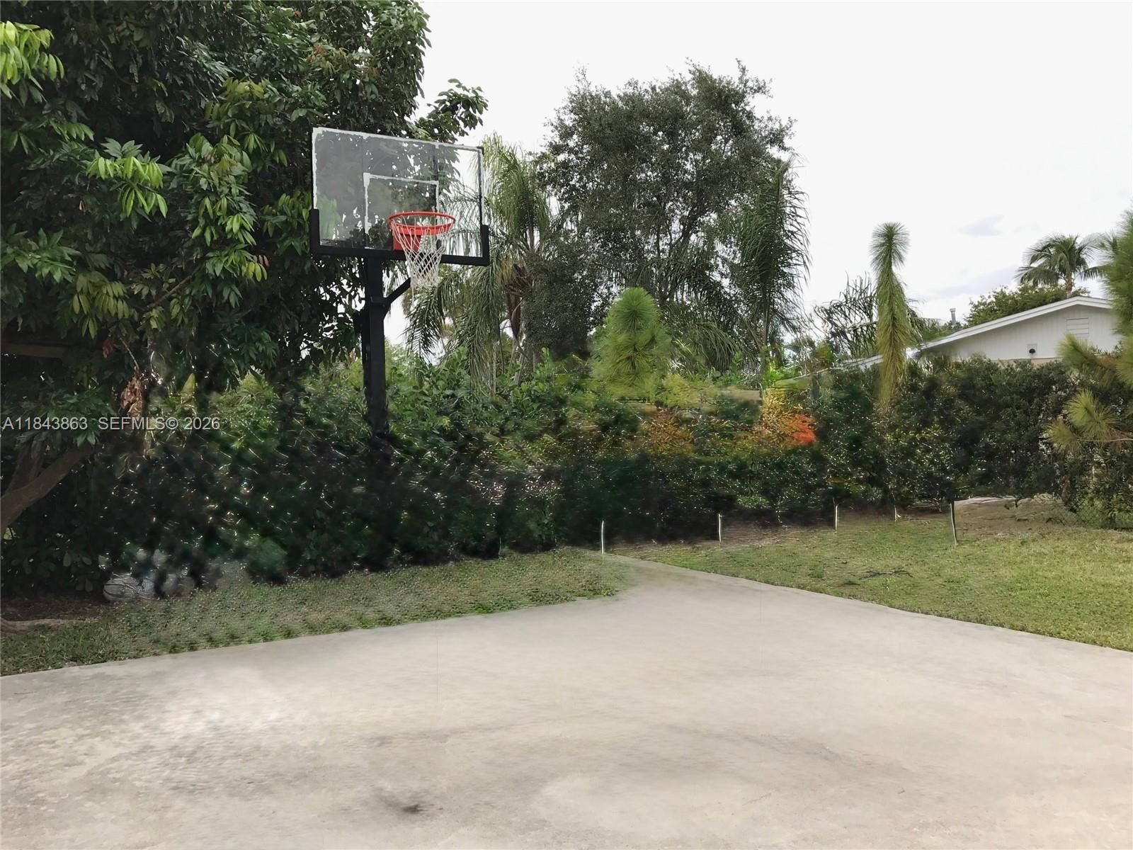 PINE SHORE SEC 1 - Residential