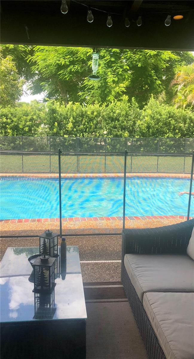 PINE SHORE SEC 1 - Residential