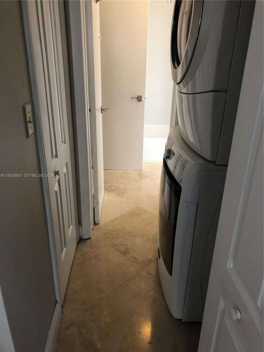 PINE SHORE SEC 1 - Residential