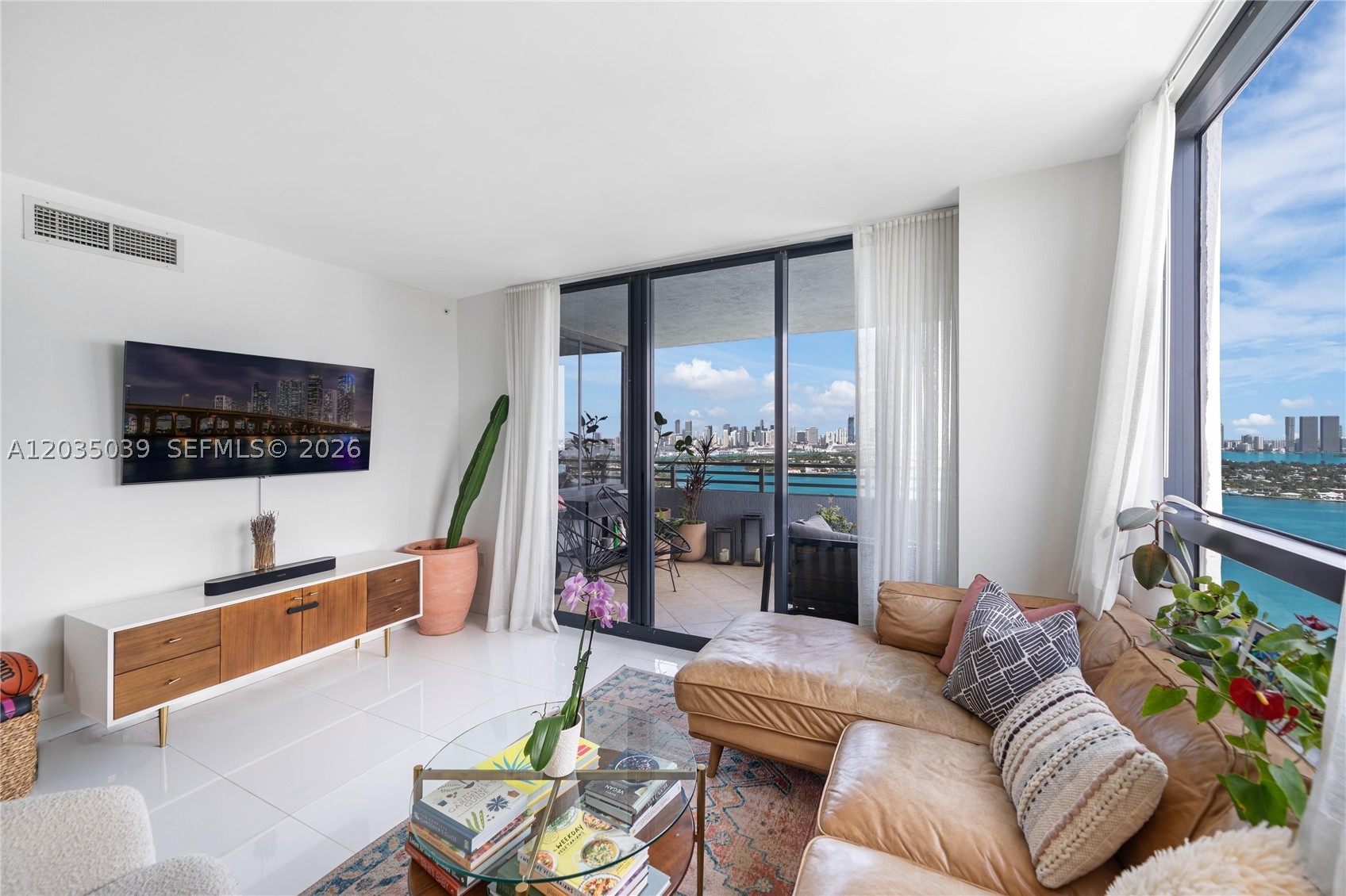 1330 West Ave 3001