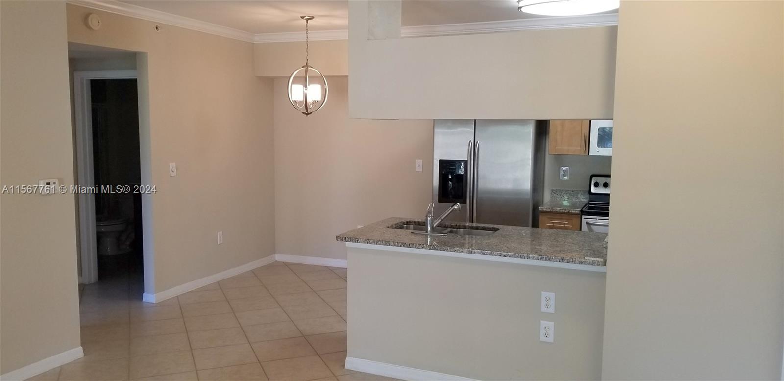 Rental Property at 6505 Emerald Dunes Dr 307, West Palm Beach, Palm Beach County, Florida - Bedrooms: 1 
Bathrooms: 1  - $1,800 MO.