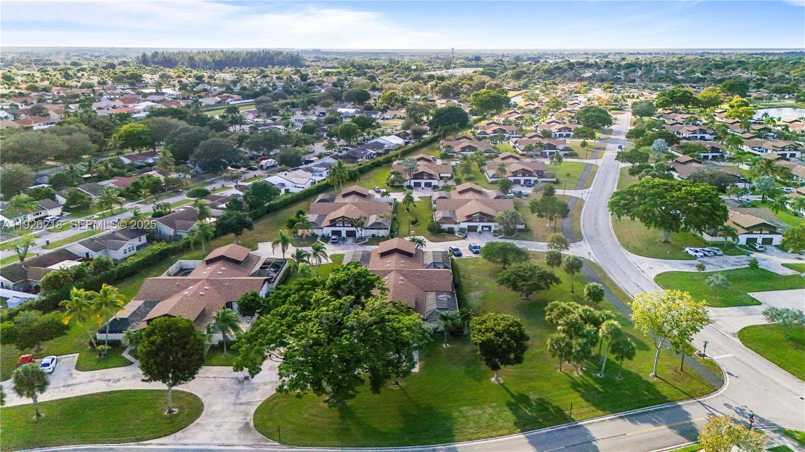 BOCA GARDENS - Residential Lease