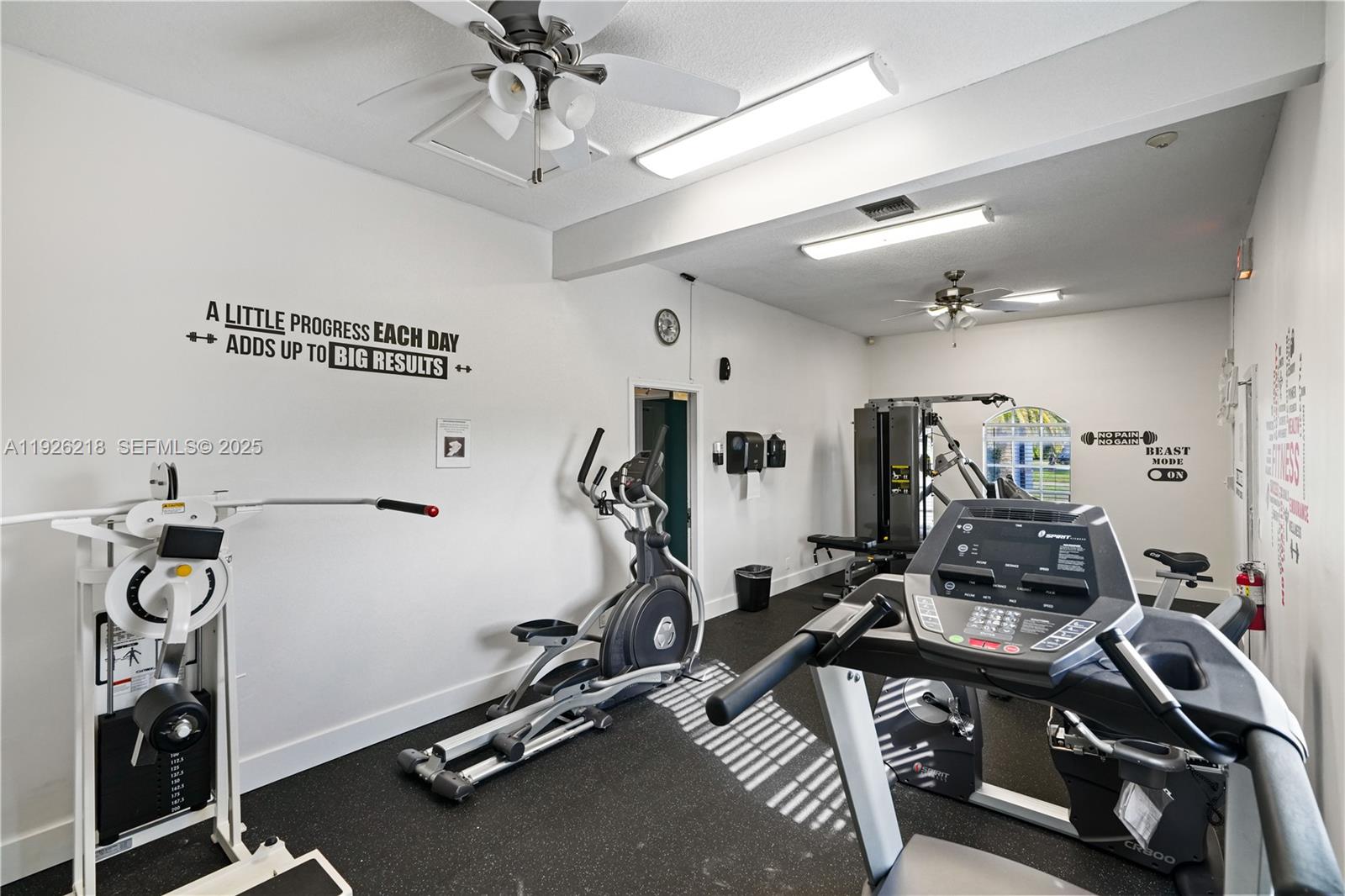 BOCA GARDENS - Residential Lease