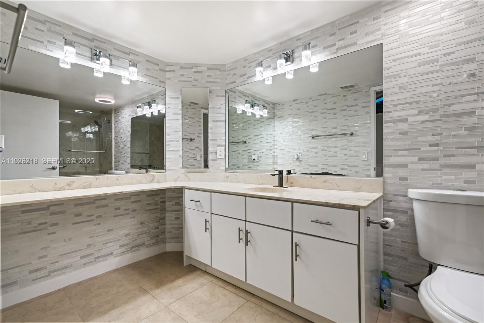 BOCA GARDENS - Residential Lease