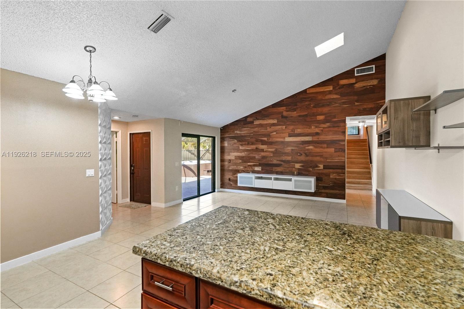 BOCA GARDENS - Residential Lease