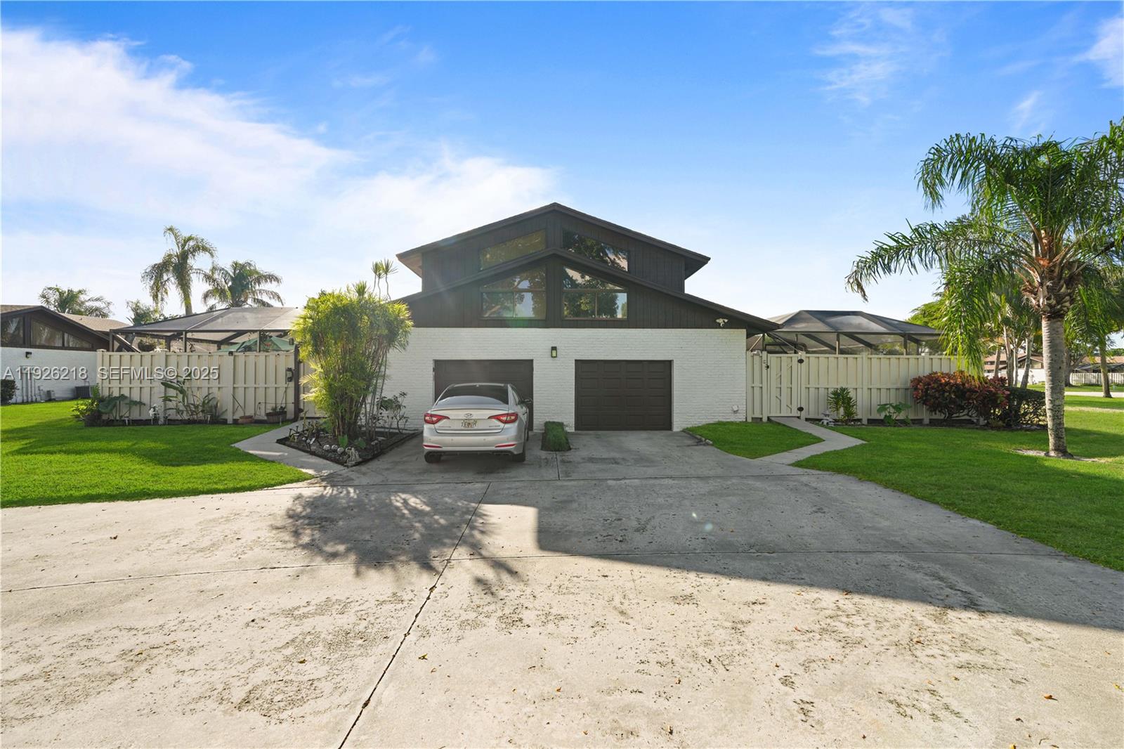 BOCA GARDENS - Residential Lease