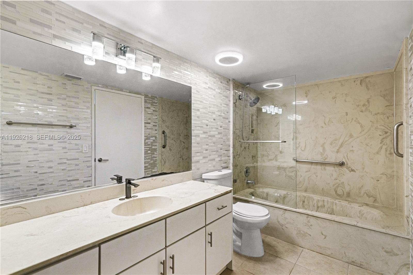 BOCA GARDENS - Residential Lease