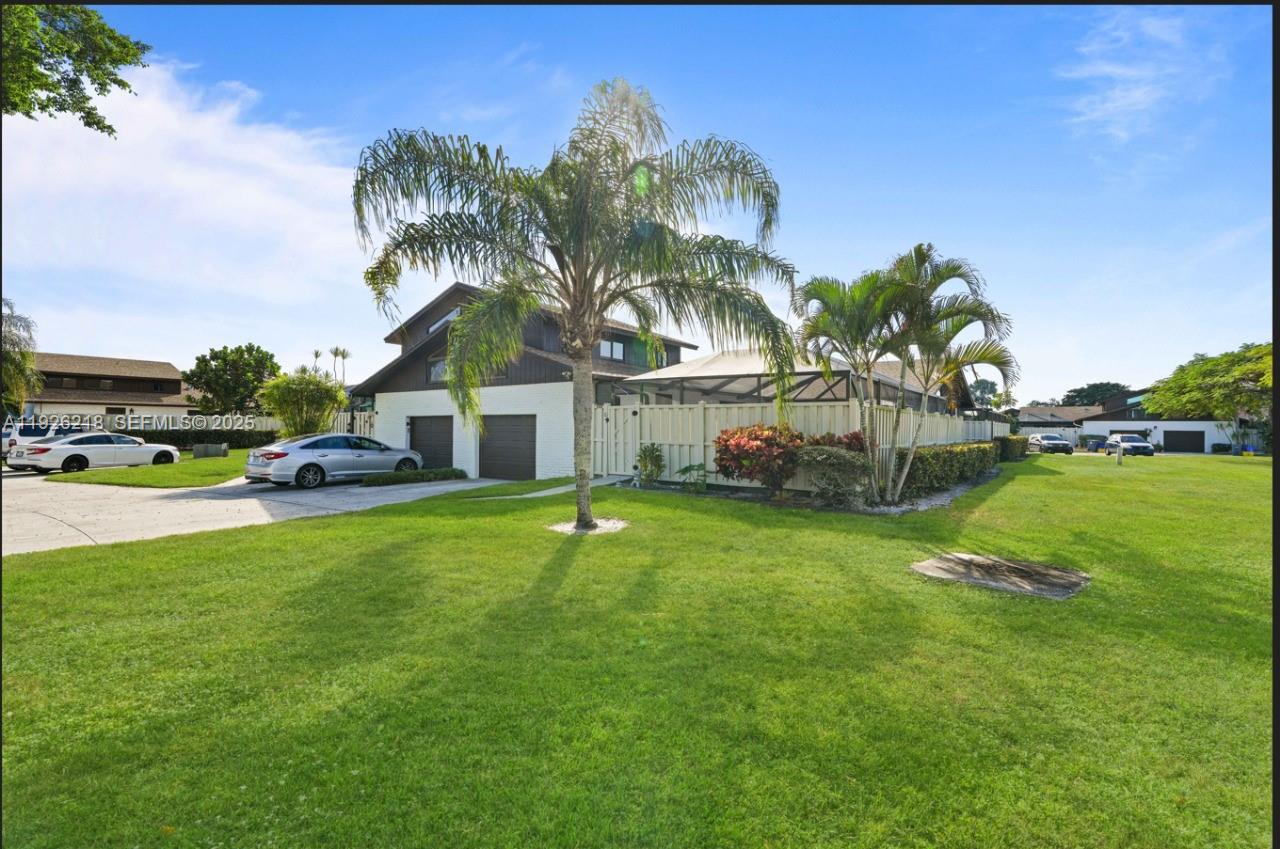 BOCA GARDENS - Residential Lease