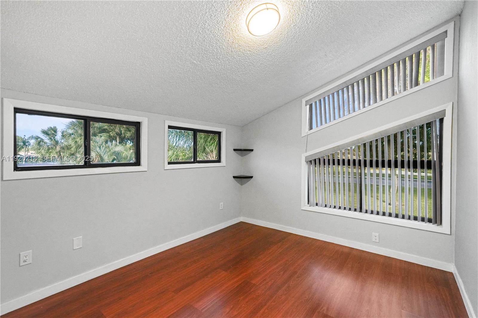 BOCA GARDENS - Residential Lease