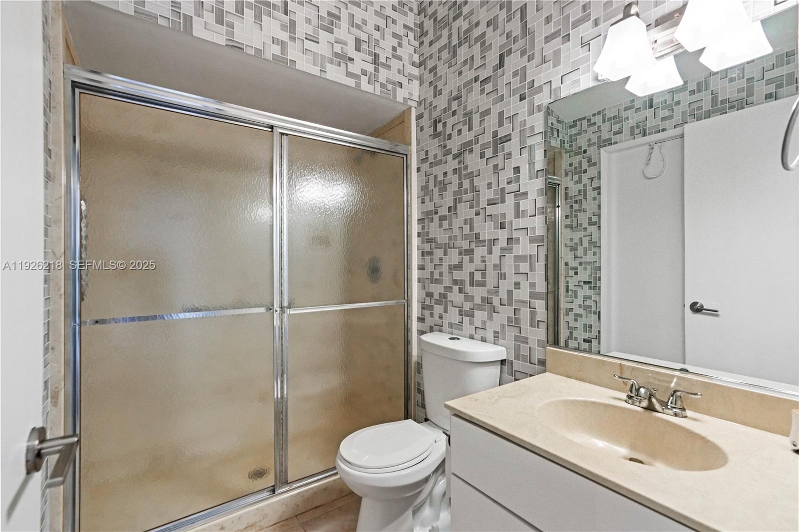 BOCA GARDENS - Residential Lease