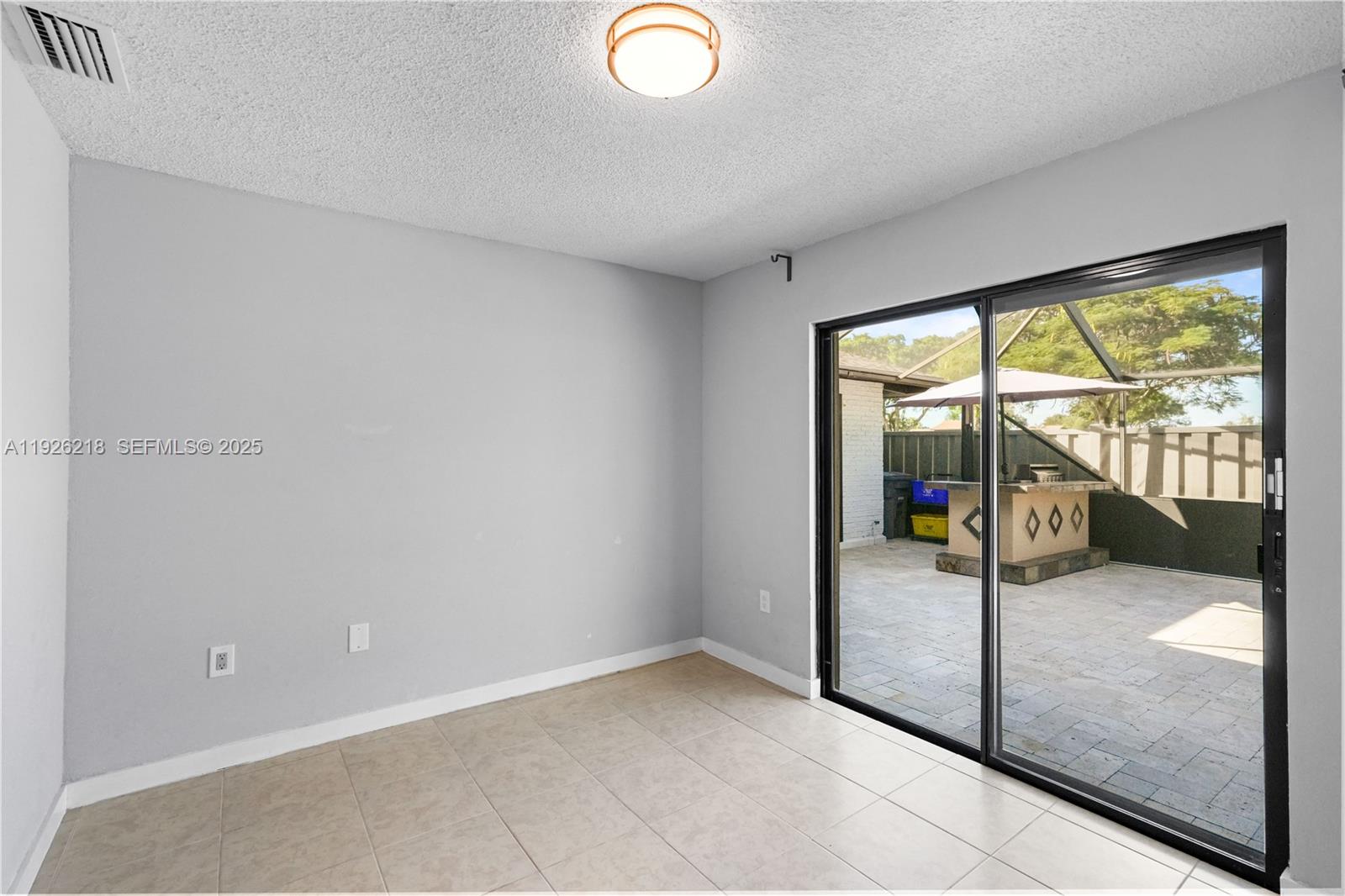 BOCA GARDENS - Residential Lease