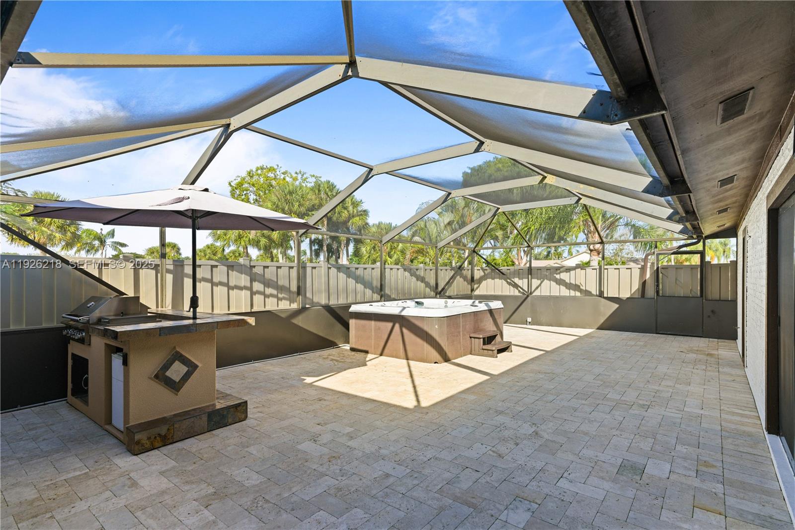 BOCA GARDENS - Residential Lease