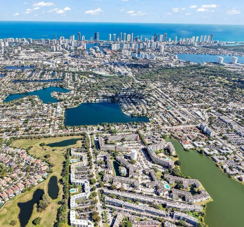 ROLLING GREEN CONDO B - Residential