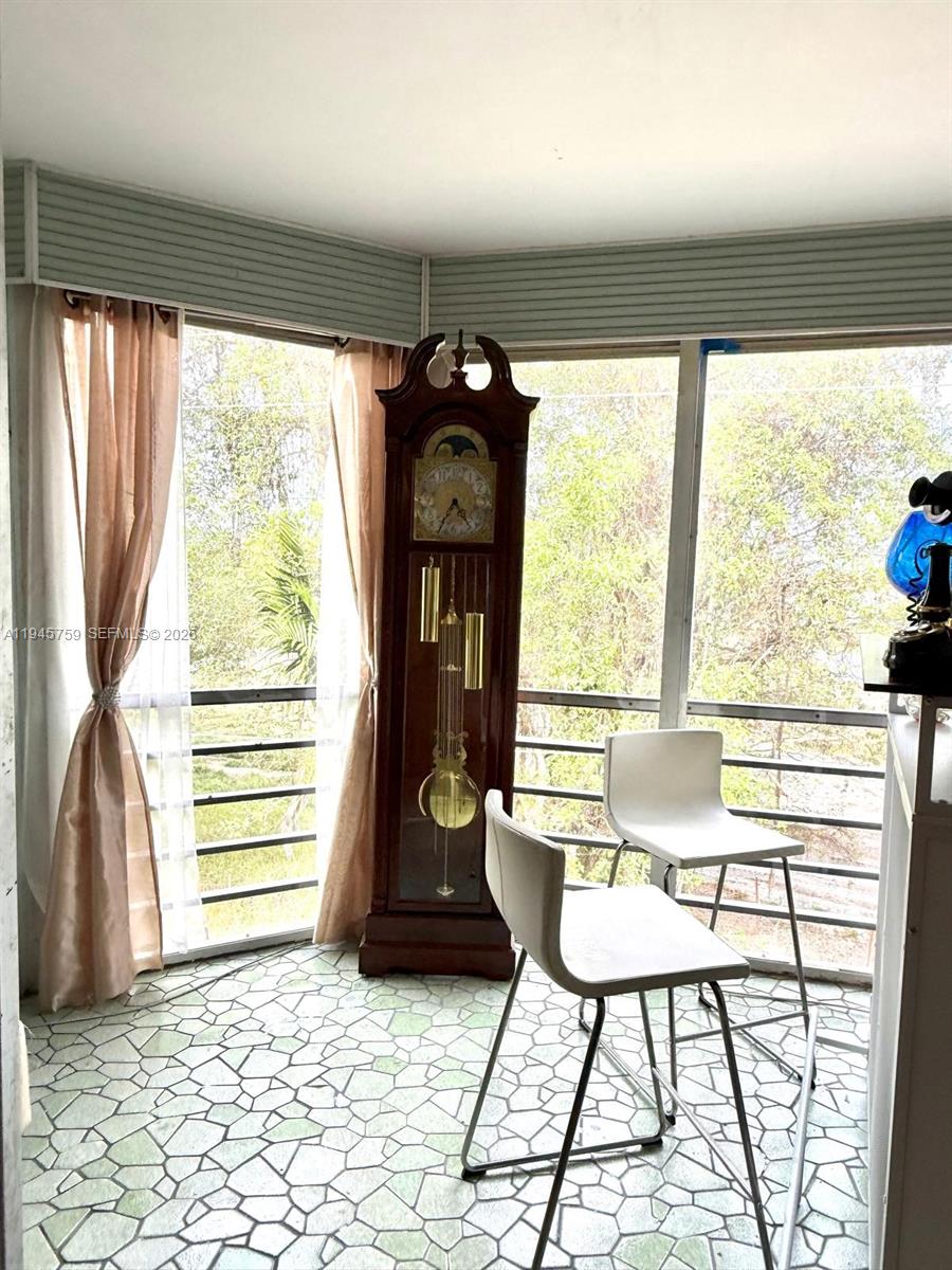 ROLLING GREEN CONDO B - Residential